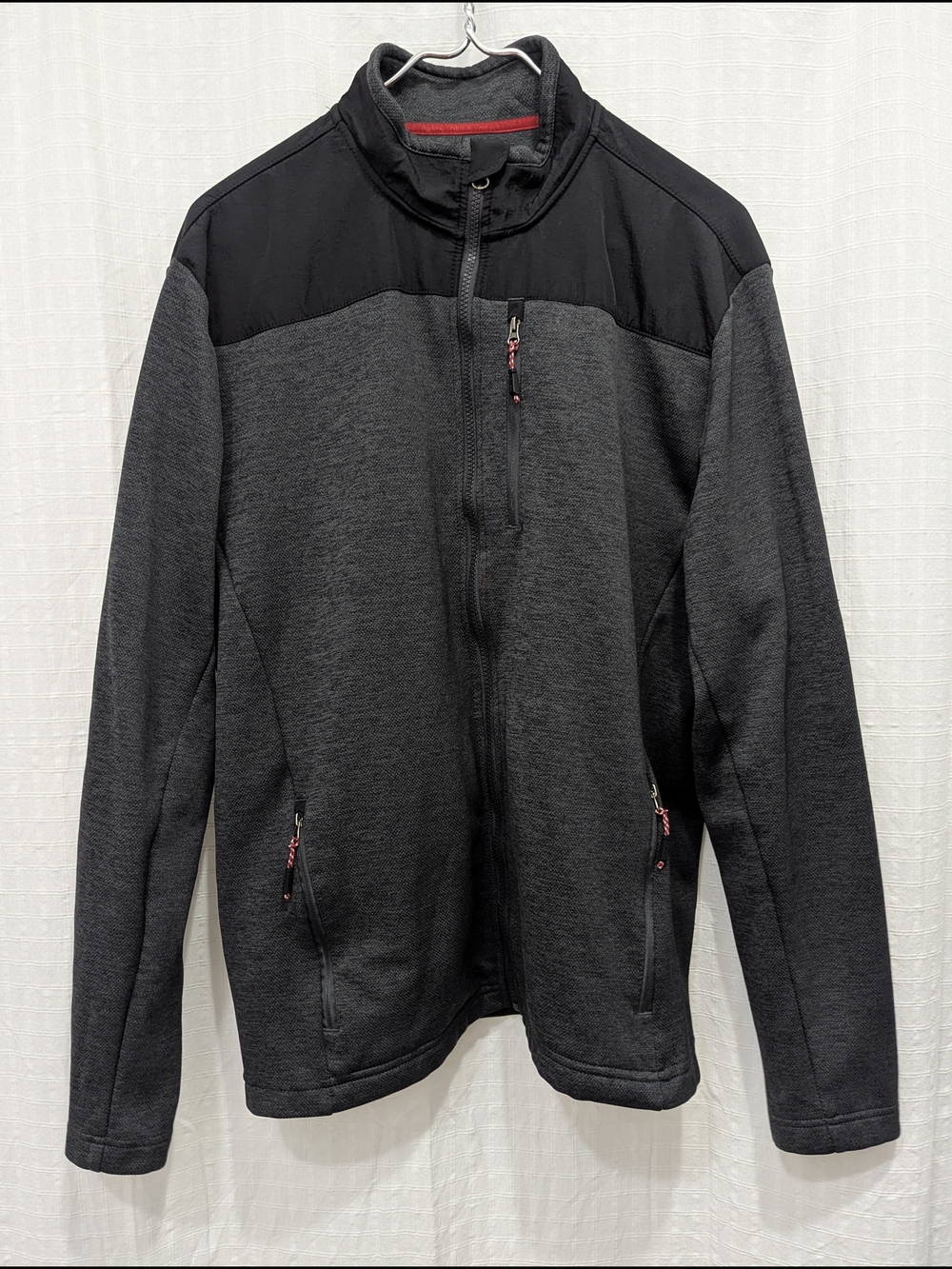 Orvis Men's Dark Gray and Black Lightweight Full-Zip Softshell Jacket Large